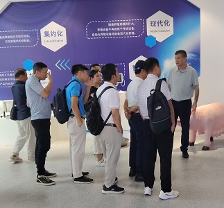 Cliente internacional de visita en la fábrica de NanShang (29)